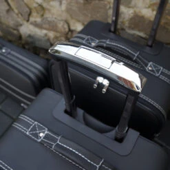 Aston Martin Vantage V8 Coupé 2018 + 2024 Kofferset Kofferraum 3-tlg. -Berühmtes Gepäck Geschäft 1048215 1712