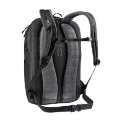 Deuter Daypack Giga - Black -Berühmtes Gepäck Geschäft 1048621 38123217000Giga blackD03