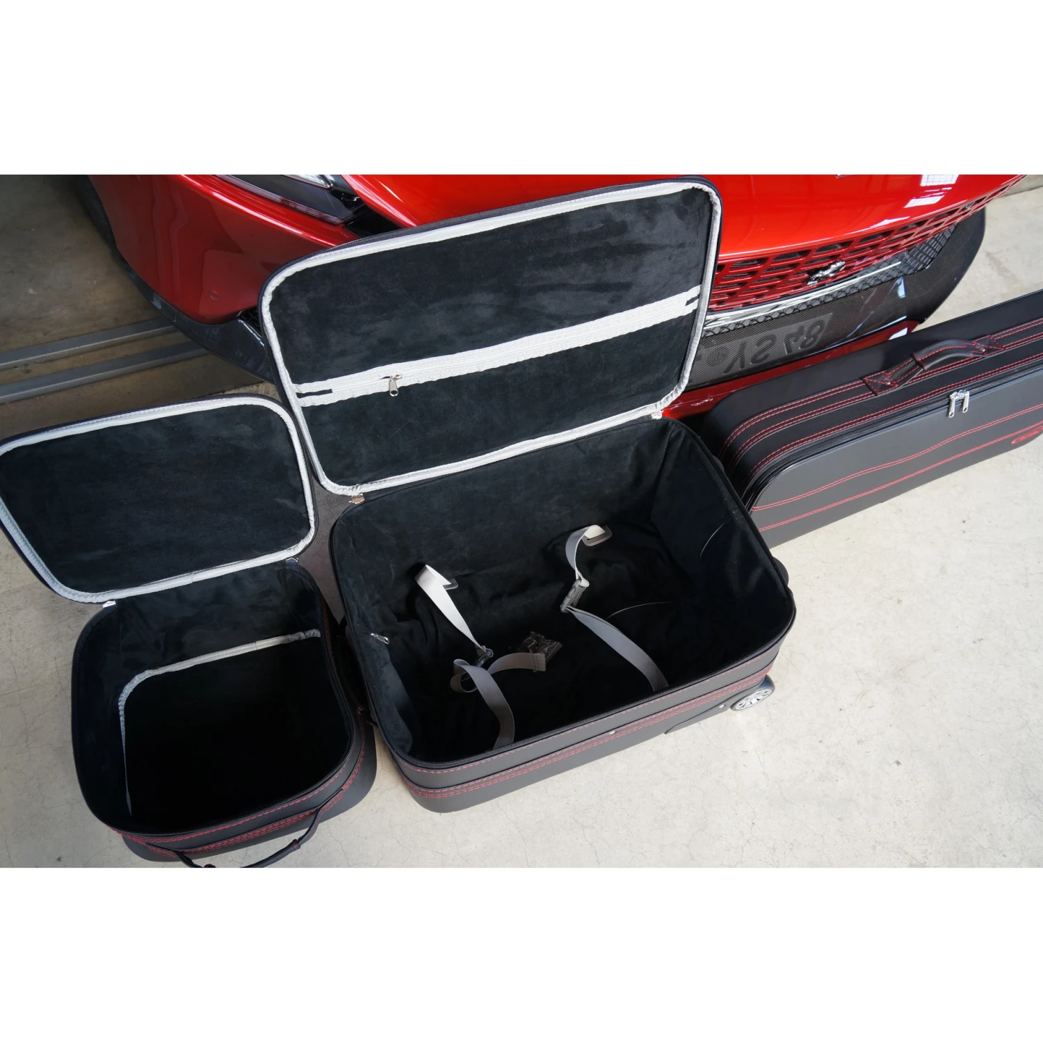 Ferrari Roma - 3-tlg. Kofferset Kofferraum 9 Ferrari Roma - 3-tlg. Kofferset Kofferraum – Bild 7