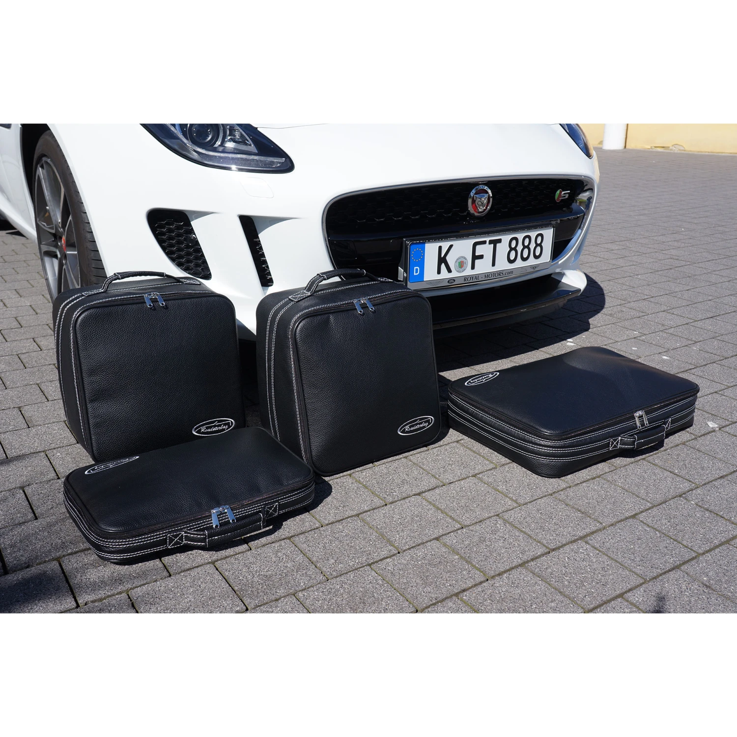 Jaguar F-Type (EU) Cabrio Bis 5/2016 - 4tlg. Kofferset Kofferraum - Silbergraue Naht/Futter Grau 8 Jaguar F-Type (EU) Cabrio Bis 5/2016 - 4tlg. Kofferset Kofferraum - Silbergraue Naht/Futter Grau – Bild 6