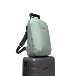 Horizn Studios Gion Backpack Essential M - Marine Green -Berühmtes Gepäck Geschäft 5HS40V1